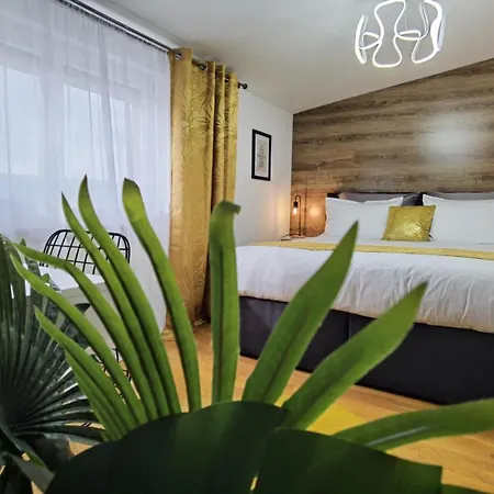Prestige Apartment *