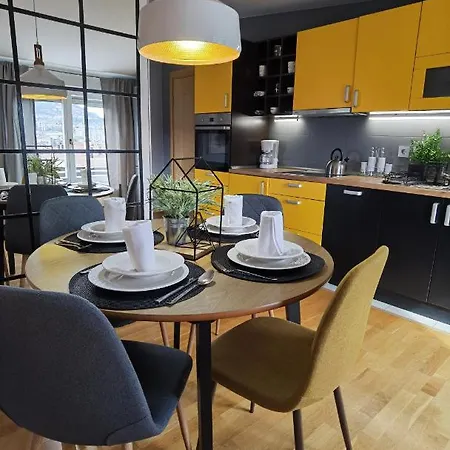 Prestige アパート *